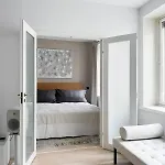 Modern 2br Downtown, Private Sauna, Workspace Apartment