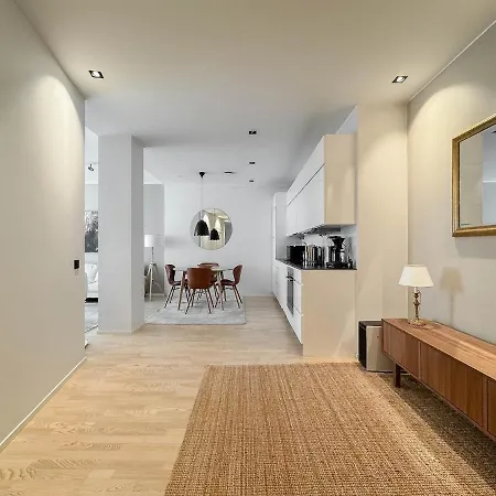 Modern 2br Downtown, Private Sauna, Workspace הלסינקי