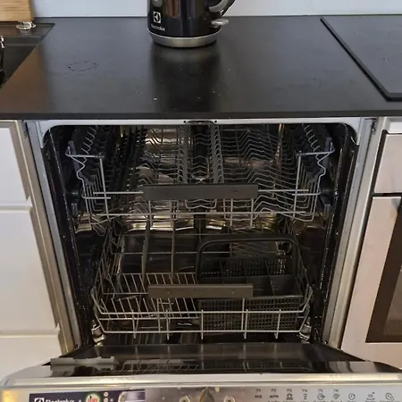Modern 2br Downtown, Private Sauna, Workspace הלסינקי